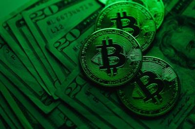 比特币重磅攻势，席卷市场